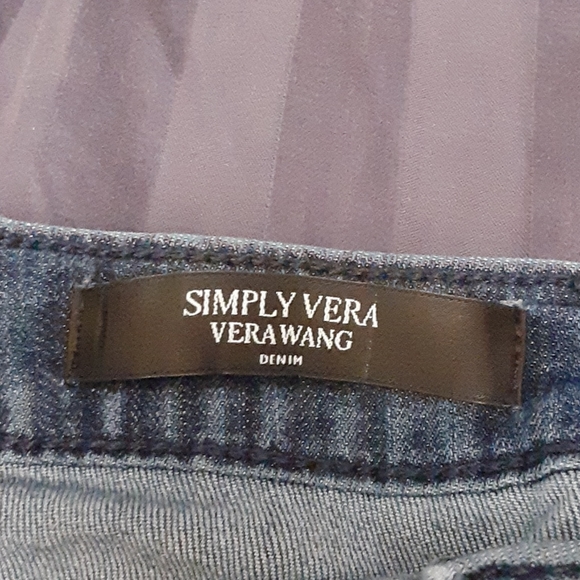 Shorts - Picture 2 of 2